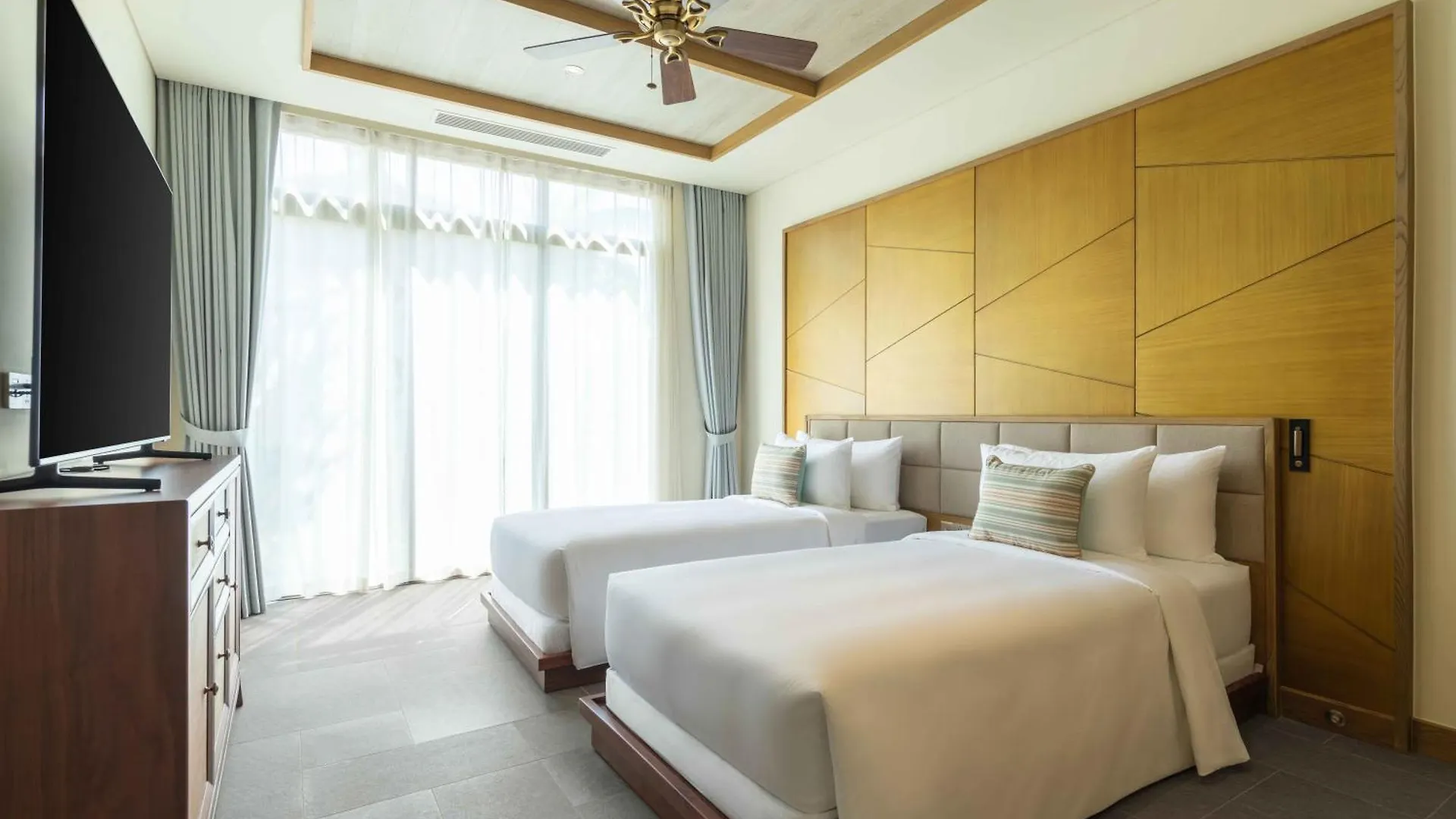 Fusion Resort And Villas Da Nang