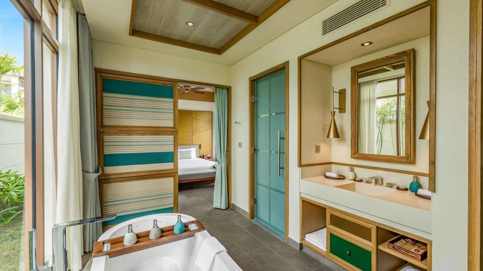 Fusion Resort And Villas Da Nang