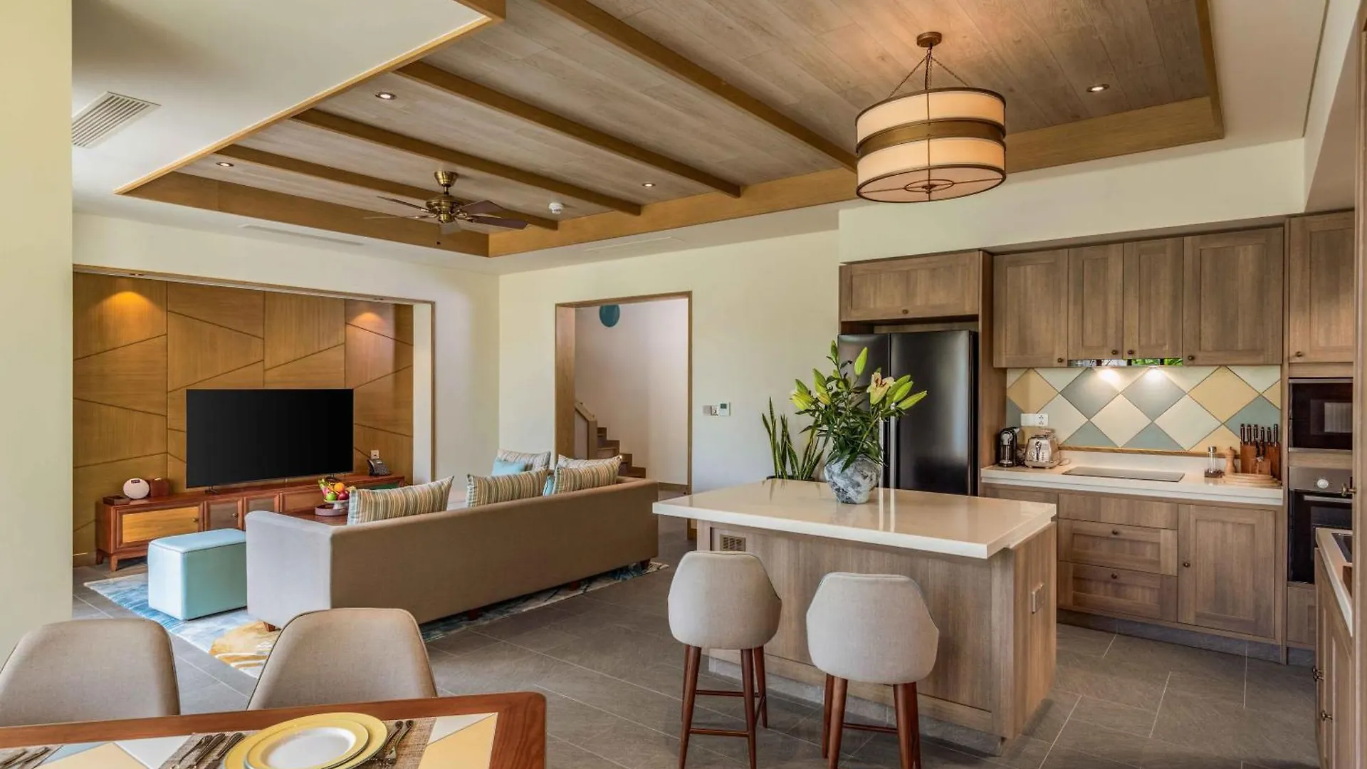 Fusion Resort And Villas Da Nang 5*,