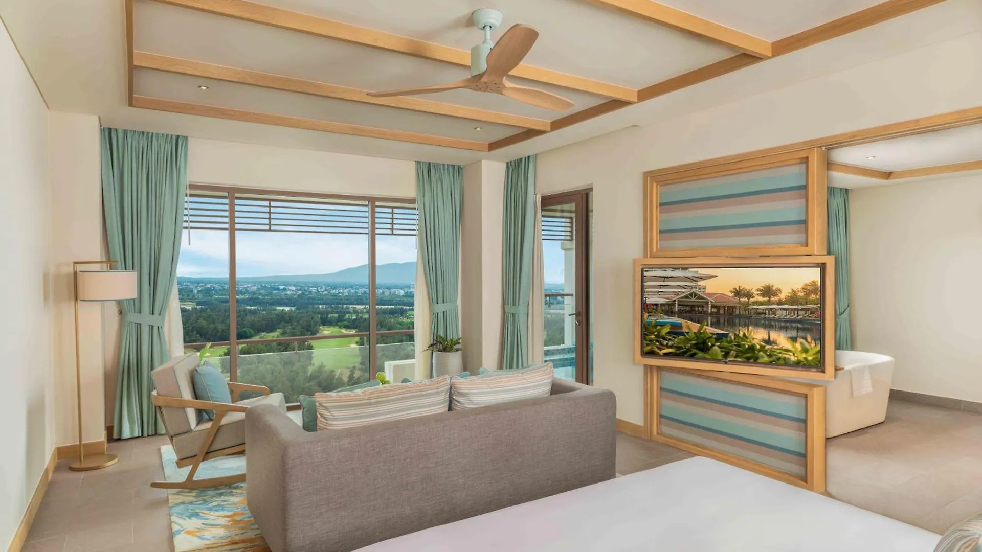 Fusion Resort And Villas Da Nang